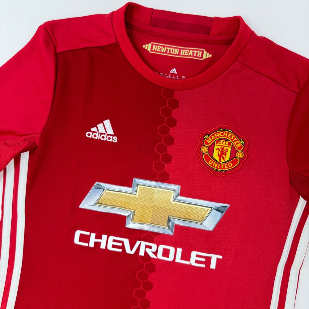 Manchester United Youth Soccer Jersey Adidas Chevrolet Newton Heath‎ Medium